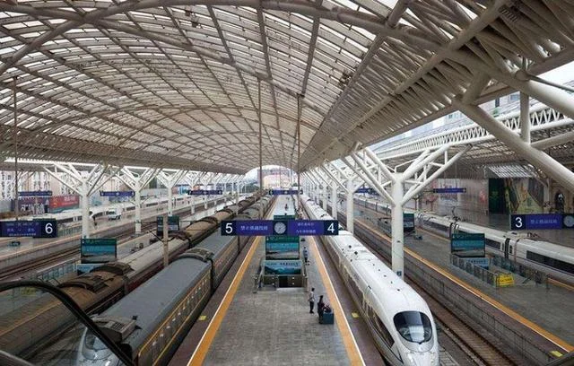 为什么广湛高铁在阳西以后与深茂高铁并线运行(高铁并线)1