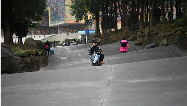 中国有哪些有意思的铁路车站(奇葩铁路线)4