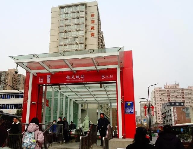 西安地铁机场专线开通了吗（西安地铁电梯安全专线）