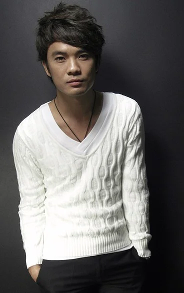 深圳市第一现场电话号码是多少(深圳地铁主持人)3