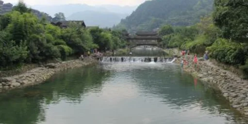 从贵阳坐高铁去到荔波到哪站下(荔波有高铁)2