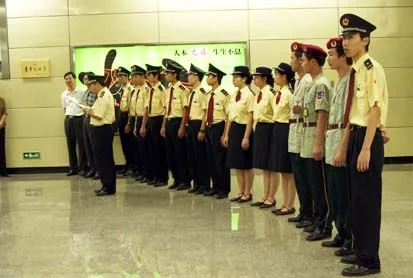 广州地铁携带物要求（广州地铁吊带真空）6