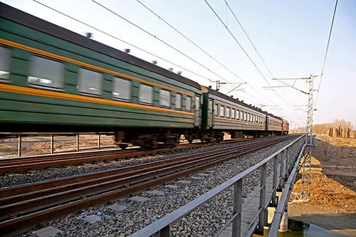 莫斯科地铁神秘失踪案的真相是什么(铁路蒙面人)1