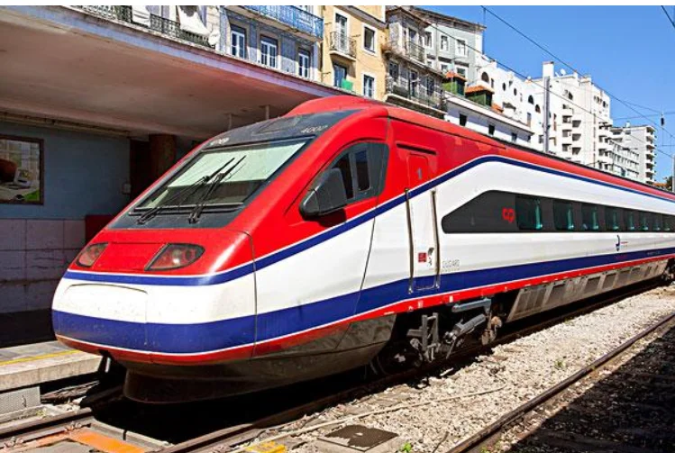 湖南将再添一条高速铁路长多少呢设多少个站点（精准扶贫铁路）3