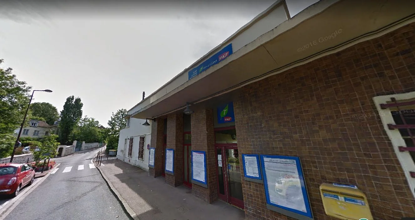 巴黎如何乘坐地铁（巴黎凯旋门附近地铁站）3