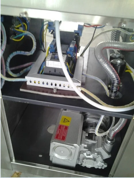 杨洋上海地铁站被拍的视频(上海地铁真空露臀视频)2