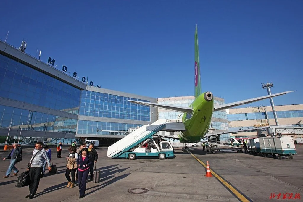 如何从莫斯科机场去市内地铁站告知莫斯科去圣彼得堡的火车车次及发车时间(莫斯科机场地铁张)3