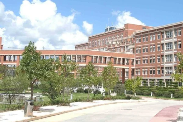 高铁上海站在哪里坐的(高铁地址)2