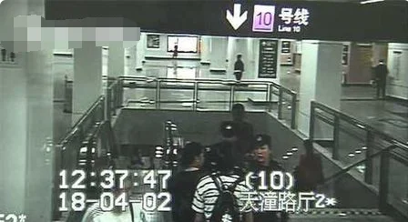 男子地铁站内晕倒抢救无效离世他这是怎么了（男子每天到地铁站）5