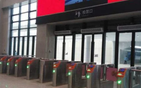 高铁提前多久进站候车(高铁提前多久到)2