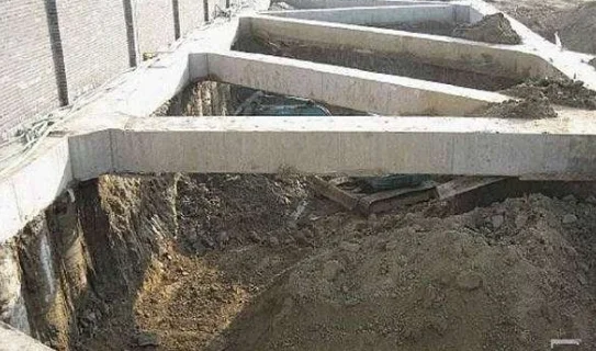 地铁周边深基坑支护的距离 有什么要求没如果有什么规范劳烦提示谢谢（深圳地铁深基坑支护设计）2