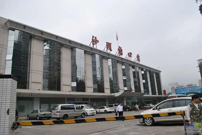 从深圳可以坐地铁去香港（深圳乘地铁到香港）