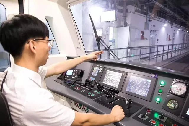 杭州地铁招聘要求是什么(杭州开地铁有什么要求)2