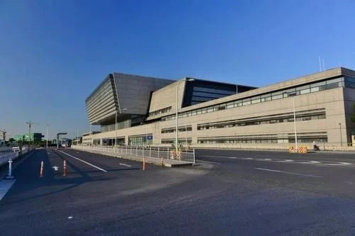 上海虹桥火车站2号线地铁晚上最后一班是几点（虹桥火车站停车费地铁二号线）2