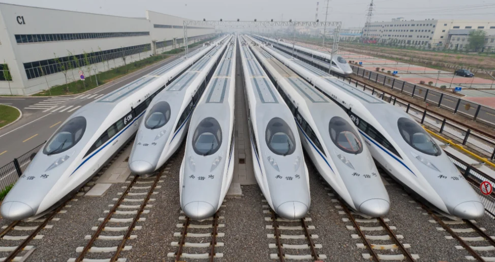 高铁与民航相比有何劣优势（高铁与飞机相比的优势）