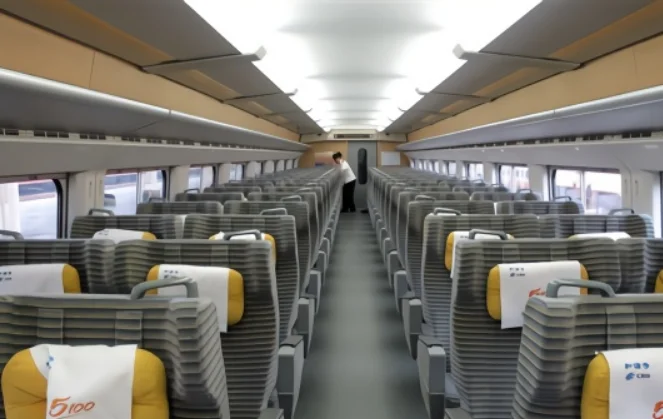 高铁座位abcd是如何排列的（高铁c座）