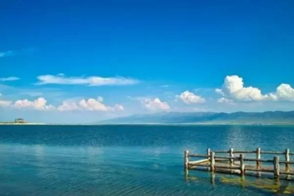 西藏青海铁路作为我国目前海拔最高的铁路它沿线有哪些美景（宜湖铁路）