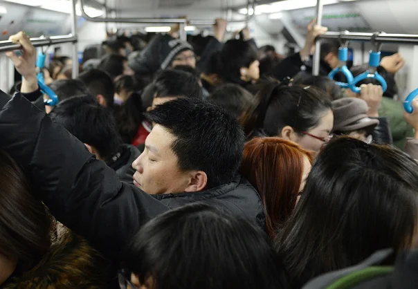 上海地铁2号线上的卡通形象是什么（上海地铁性格）2