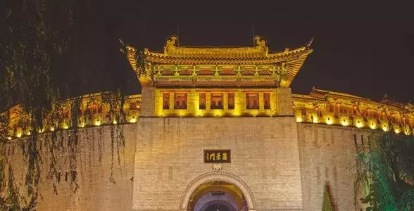 题目：北京城市轨道交通发展史 求一些资料写论文（古代轨道交通）2