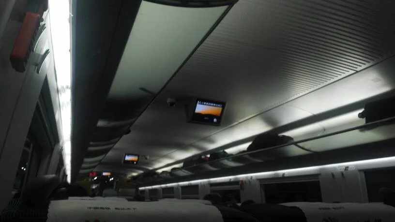 高铁的座位是什么样图片(高铁内部图片高清)5