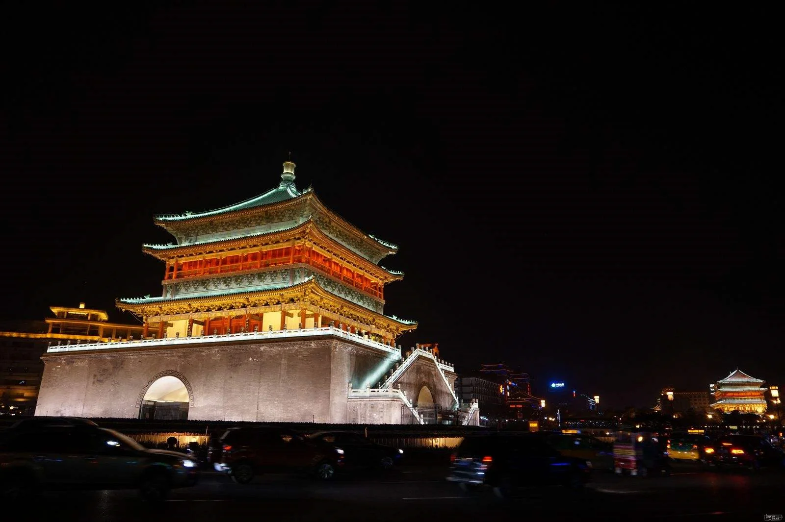 西安修地铁平均一年挖300多座古墓西安城下面到底有多少古墓(西安地铁挖出)9