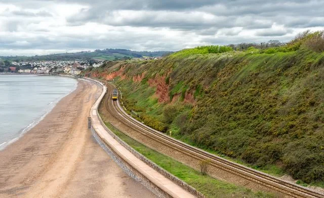 火车到站实时查询(一铁路火车站列车)4