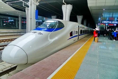 高铁有规定行李重量吗（坐高铁行李箱限重多少）3