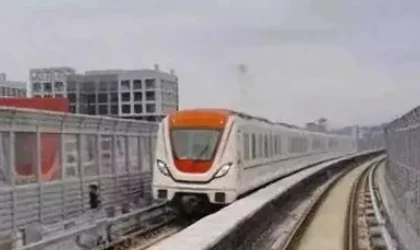 地铁一个站一般相差多远（21号地铁快车和慢车相差多长时间）