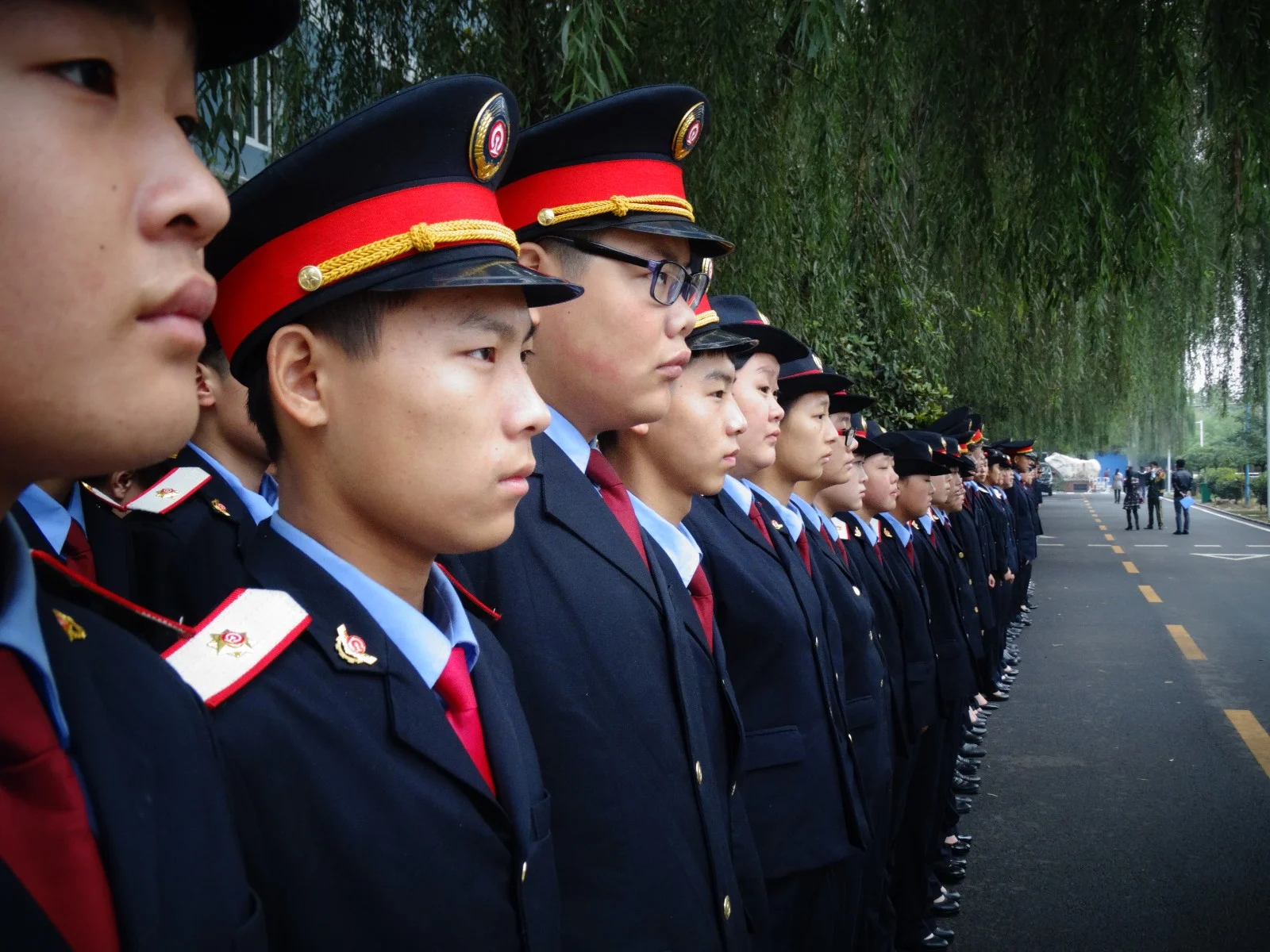 西安高铁乘务员学校好不好（铁路学校制服）1