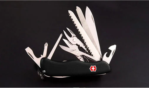 多功能瑞士军刀（就是那种里面有开瓶器螺丝刀等等那种打开主刀一共才十几厘米）可以带上天津地铁吗（瑞士军刀深圳地铁）