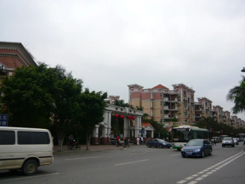 洛溪地铁是几号线(广州洛溪地铁站小区)2