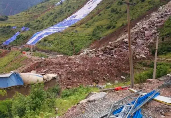 关于成昆铁路沙马拉达隧道（成昆铁路吧）2