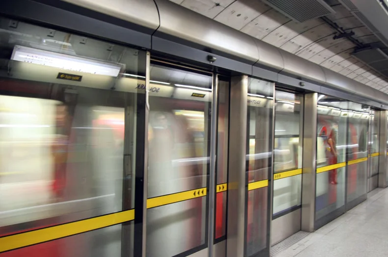 上海地铁各线路首末班时间（上海地铁运营间隔时间）5