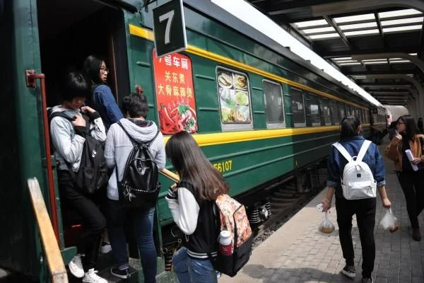 上海火车站站台票怎么买（中国铁路站台票）4