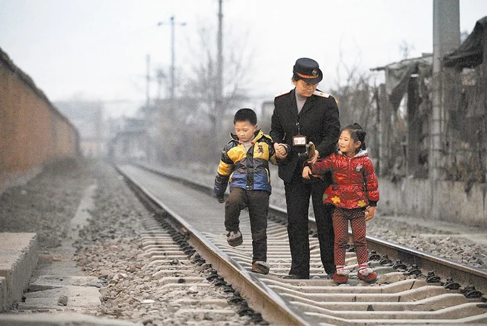 铁路道口和铁道路口的区别是什么（铁路道口官网）3