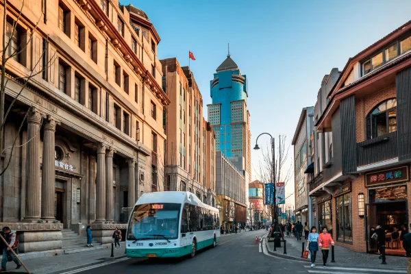 武汉珞瑜路最近的地铁出口是哪一站(武汉主干道地铁站)2