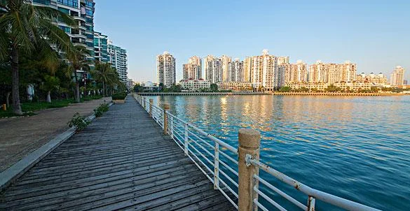 乘坐深圳地铁11号线欢乐海岸是哪个站出口呢(前海湾地铁站那个出口看海)5