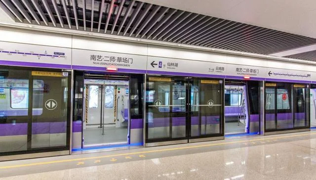 南京地铁有多少节车厢（南京地铁S8车6节A型）3