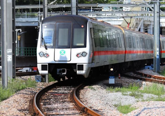 深圳地铁最晚几点关（龙华中路地铁最后时间）6