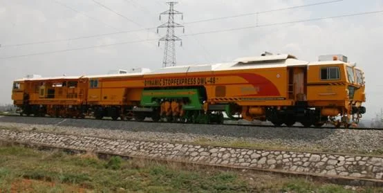 铁路大型养路机械有哪几种(修铁路机械)1