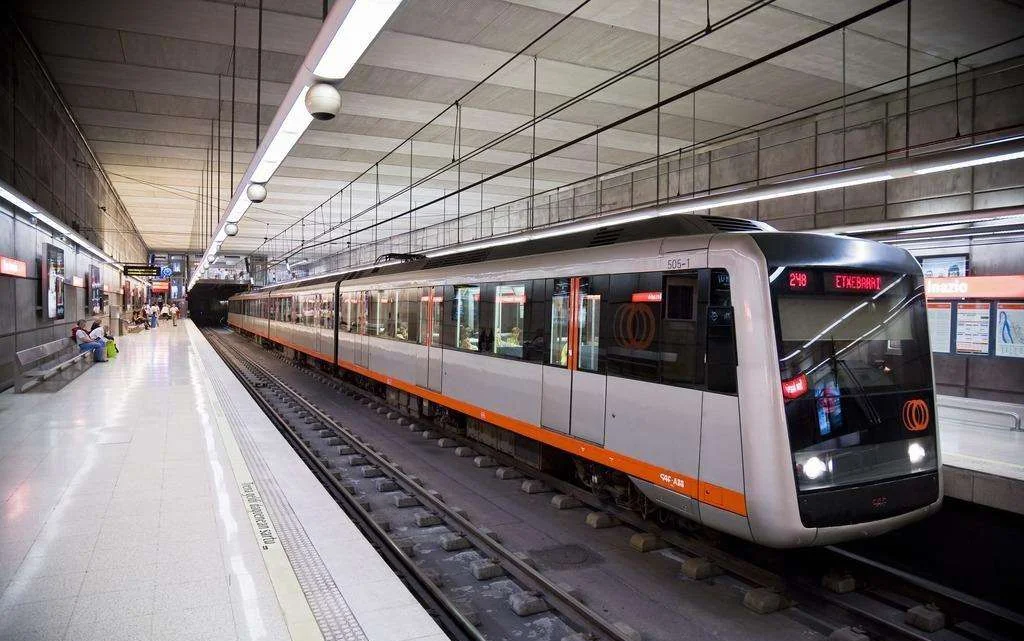 深圳玫瑰海岸附近有什么地铁站没有啊（湖贝到玫瑰海岸地铁站）1