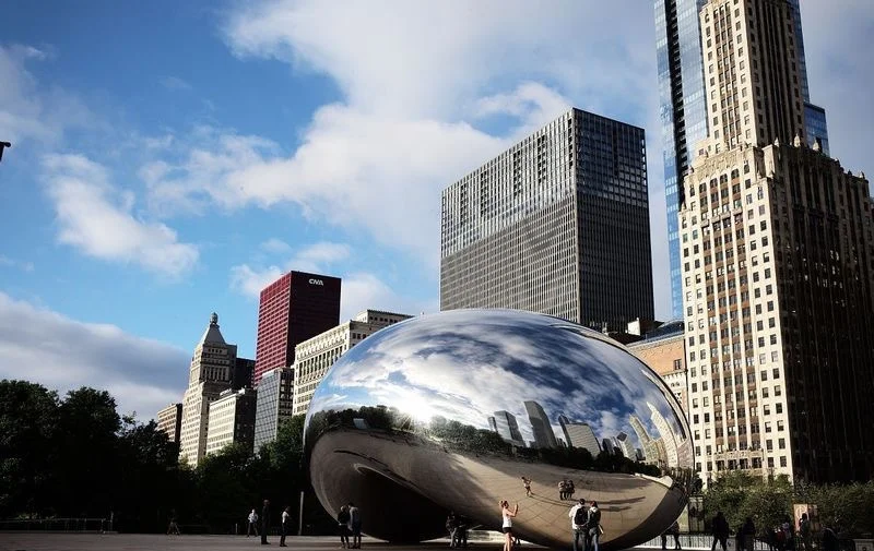 我想在新浪微博里举办一个活动！先收集粉丝的图片再发起投票！想知道具体怎么操作（粉丝把偶像的照片放地铁站）3