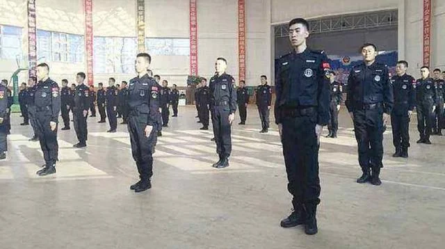 地铁警辅待遇、（南京地铁警辅工资好低）2