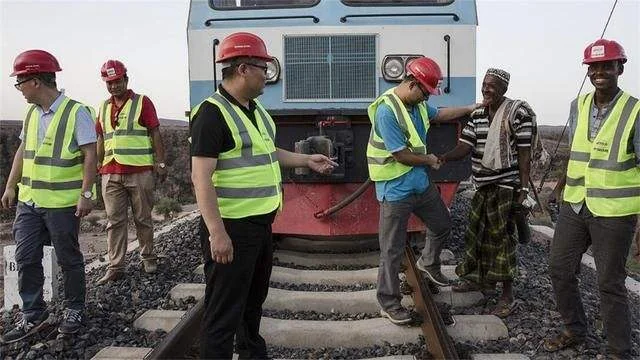 中国帮助非洲修铁路的事（中国非洲高铁）3