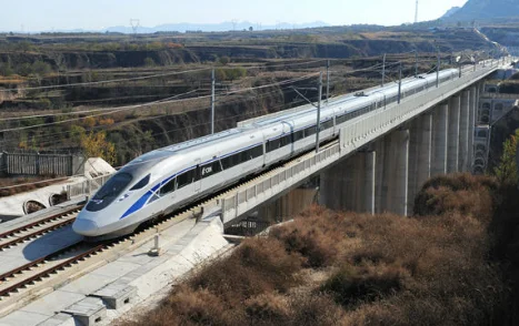 为什么高铁的空调温度设置的很低(高铁空调系统)1