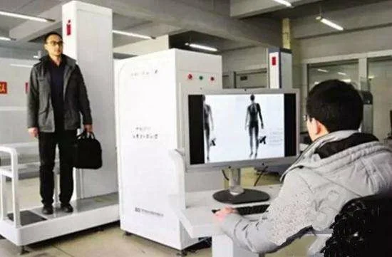 成都地铁安检有辐射吗（成都地铁安检能看到东西）