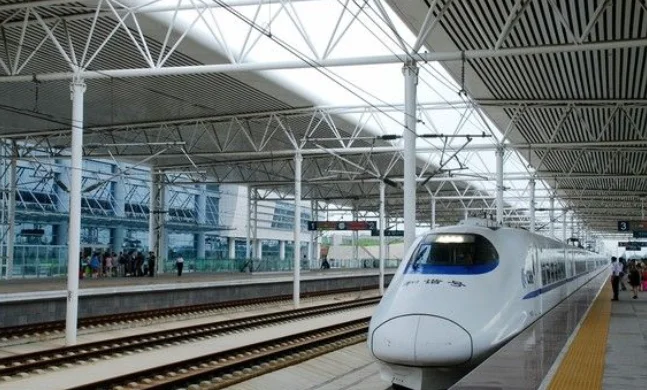 2018年中国高铁再次提速已知列车每小时提速60千米行驶相同的路程提速前需要5小时提速后只后（高铁再提速）2