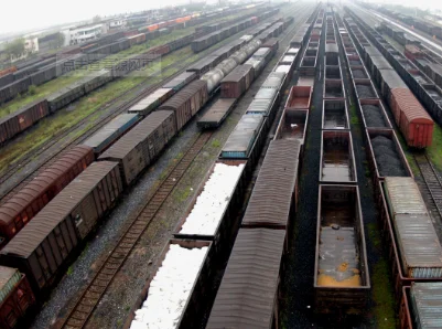 如何办理铁路货运手续（铁路货运人）