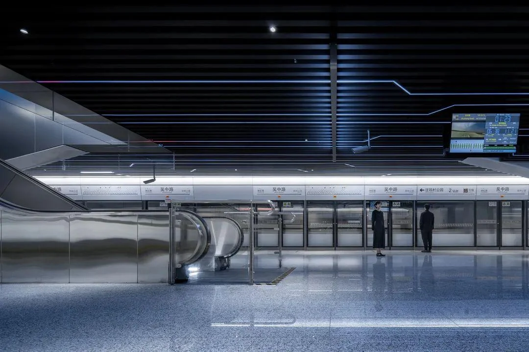 龙族宣传上说的：“ 北京（神奇的地铁站）2