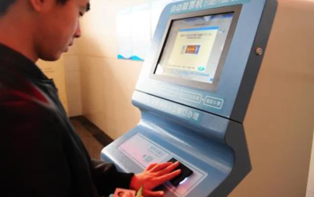 学生坐高铁半票吗（高铁商务座儿童半价吗）